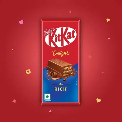 Nestle KitKat Rich Coated Wafer Chocolate